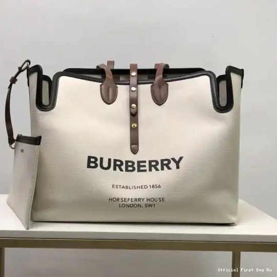 Official First Bag Ru Medium Bag The Canvas Soft BURBERRY Belt Cotton 0607